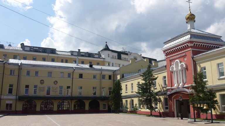 Комплекс зданий бывшей усадьбы родственников генерала Ермолова, Пречистенка, 22 Комплекс зданий бывшей усадьбы родственников генерала Ермолова, Пречистенка, 22