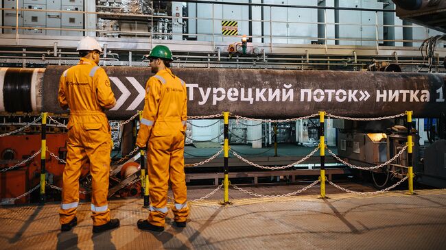 Символьный сварной шов, который знаменует окончание кампании по укладке морских трубопроводов первой нитки Турецкого потока. Май, 2018