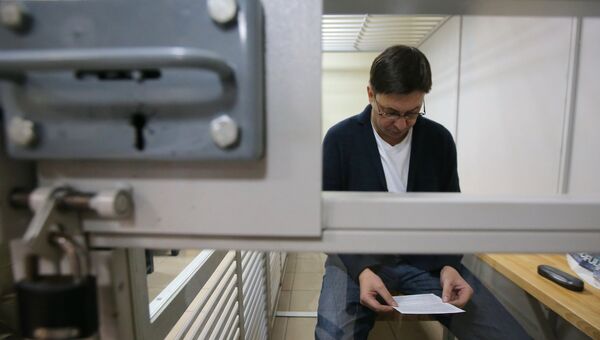Руководитель портала РИА Новости Украина Кирилл Вышинский во время рассмотрения апелляции на арест в Херсонском зале суда. 29 мая 2018