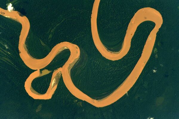 Река Амазонка снятая с борта МКС