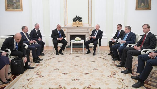 Президент РФ Владимир Путин и премьер-министр Болгарии Бойко Борисов во время встречи. 30 мая 2018