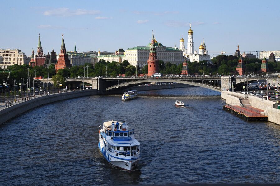 Туристические теплоходы на Москве-реке