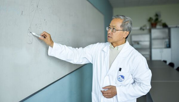 Доцент Школы биомедицины ДВФУ Борис Юнг разработал новый магнитный стимулятор мозга