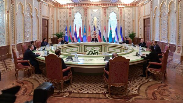 Заседании Совета глав правительств СНГ в Душанбе. Архивное фото