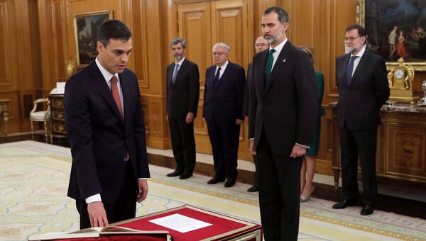 Новый премьер-министр Испании и лидер Социалистической рабочей партии Педро Санчес. Архивное фото