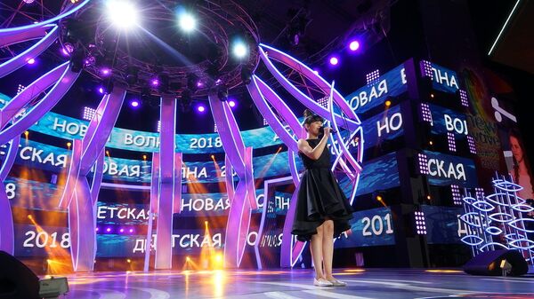 Победительницей в номинации Приз зрительских симпатий конкурса Новая волна Диана Анкудинова Победительницей в номинации Приз зрительских симпатий конкурса Новая волна Диана Анкудинова