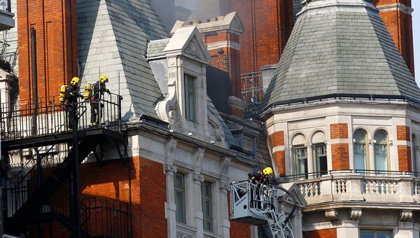 Пожар в отеле Mandarin Oriental в Найтсбридже, Великобритания. 6 июня 2018