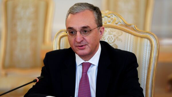 Министр иностранных дел Армении Зограб Мнацаканян. Архивное фото