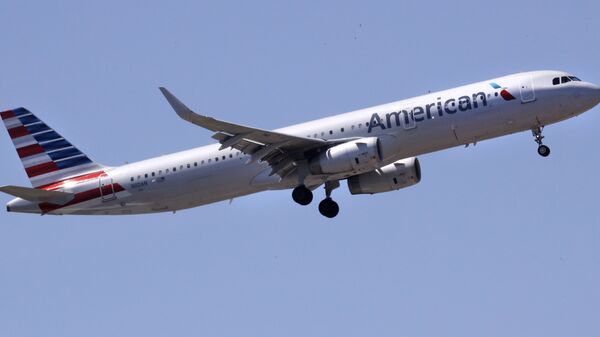 Самолет авиакомпании American Airlines