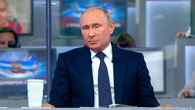 Путин рассказал, чем приходится жертвовать на посту президента