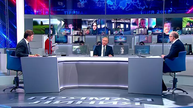 Трудно говорить об этом на публику. Путин ответил на вопрос о Боге Трудно говорить об этом на публику. Путин ответил на вопрос о Боге