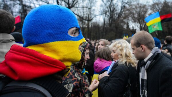 Участники митинга в поддержку Евромайдана в Харькове. Архивное фото
