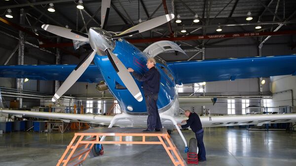 Новый легкий самолет ТВС-2-ДТС, разработанный и построенный в Сибирском научно-исследовательского институте авиации им С.А.Чаплыгина (СибНИА) в ангаре предприятия