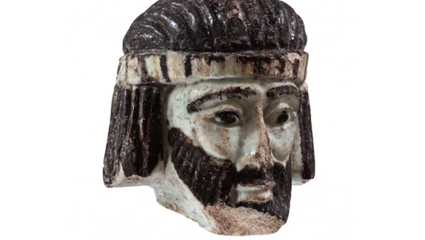 Фрагмент скульптуры библейского царя, найденный во время раскопок на севере Израиля