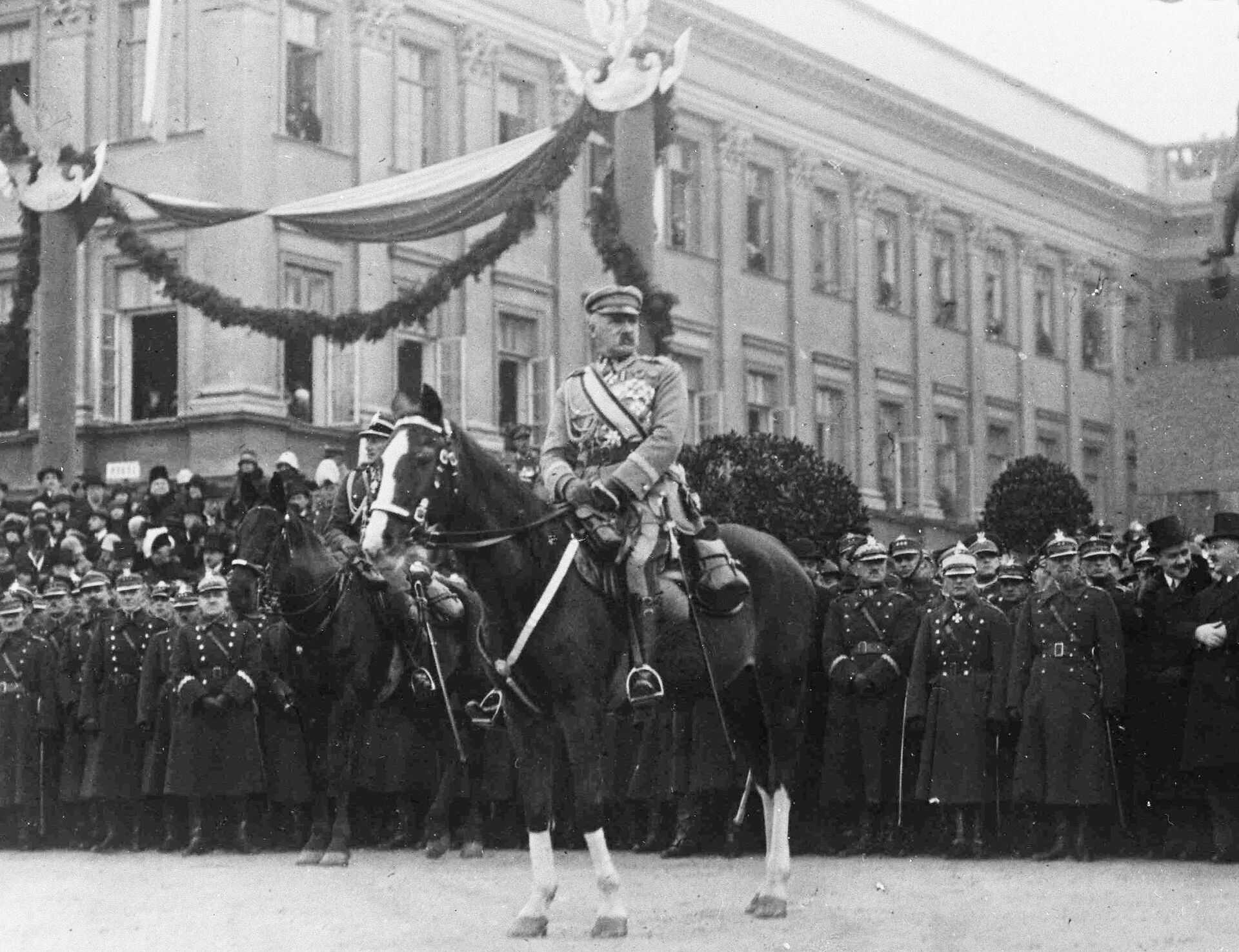 Маршал Юзеф Пилсудский в Варшаве, 5 ноября 1927 - РИА Новости, 1920, 25.01.2024