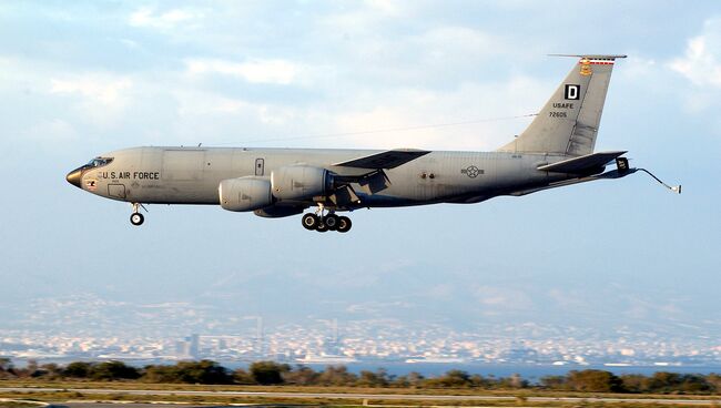 Самолет-заправщик КС-135 Stratotanker