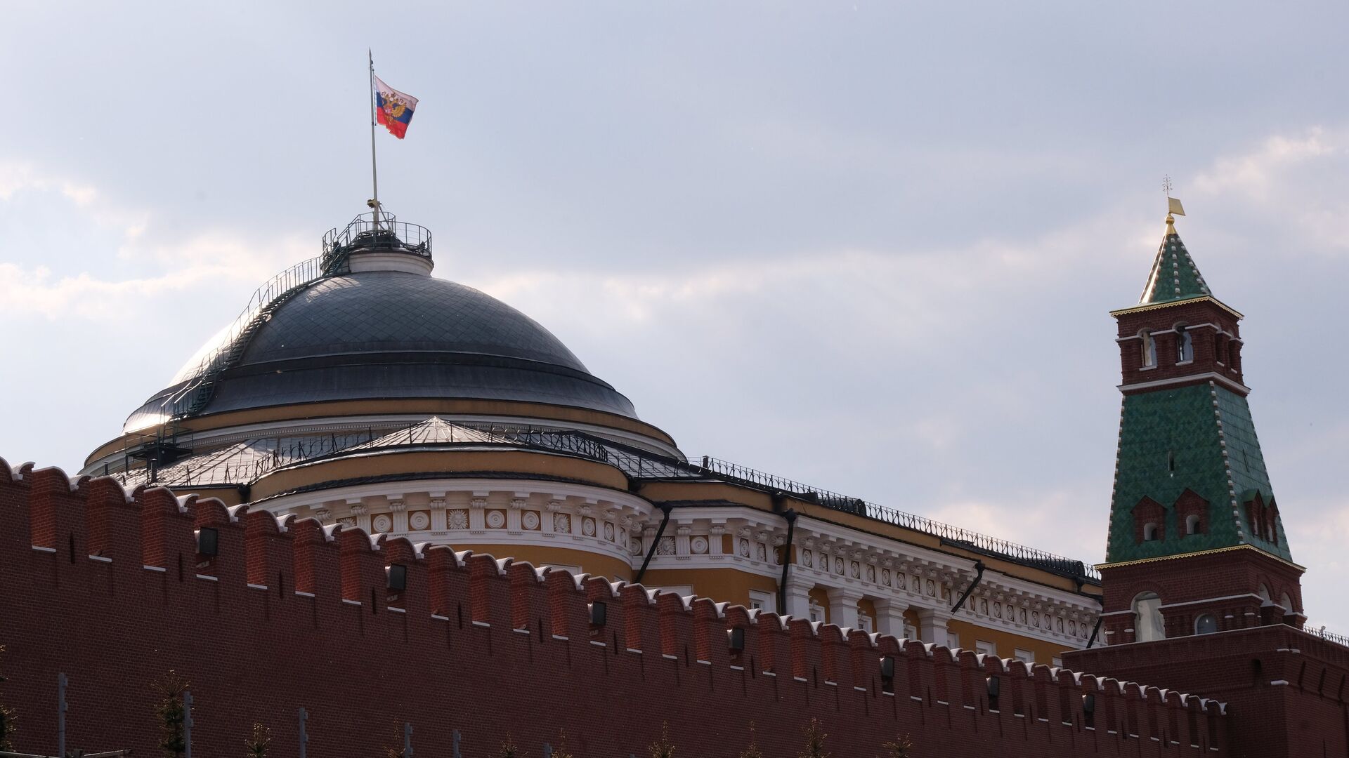 Купол Сената и Сенатская башня Московского Кремля - РИА Новости, 1920, 04.05.2023