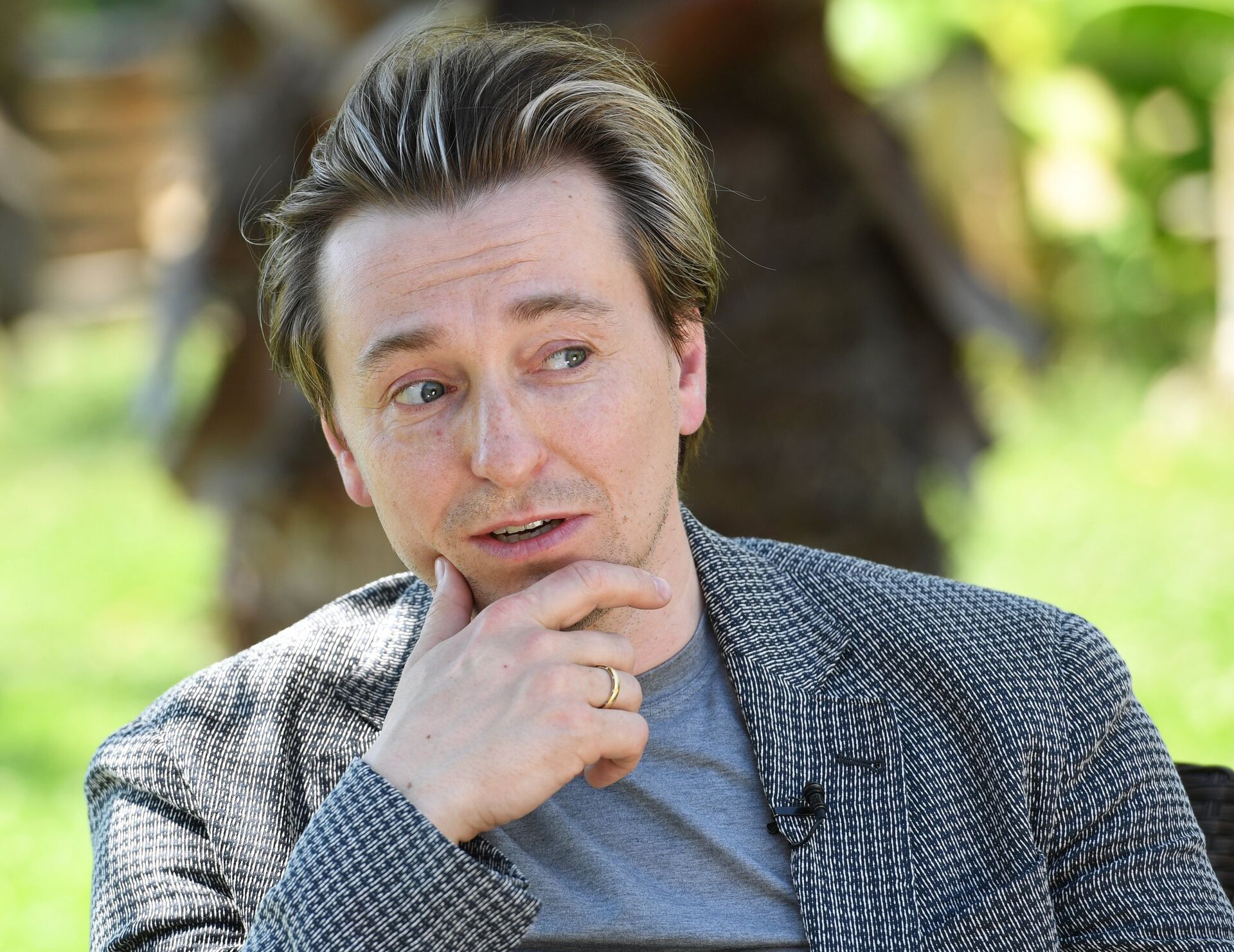 Актер Сергей Безруков во время интервью в рамках 29-го Открытого Российского кинофестиваля Кинотавр в Сочи. 10 июня 2018 Актер Сергей Безруков во время интервью в рамках 29-го Открытого Российского кинофестиваля Кинотавр в Сочи. 10 июня 2018 - РИА Новости, 1920, 13.09.2025