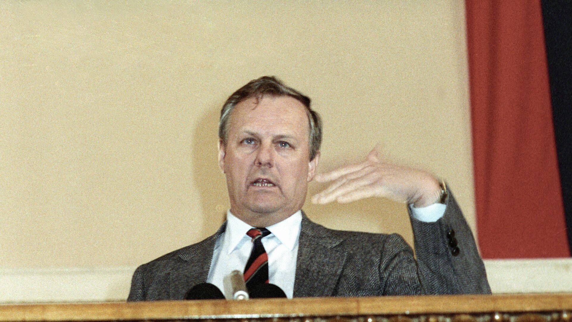 Бывший мэр Санкт-Петербурга Анатолий Собчак (1937-2000) - РИА Новости, 1920, 19.02.2025