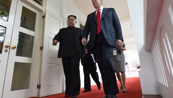 Трамп и Ким Чен Ын на саммите в Сингапуре. 12.06.2018
