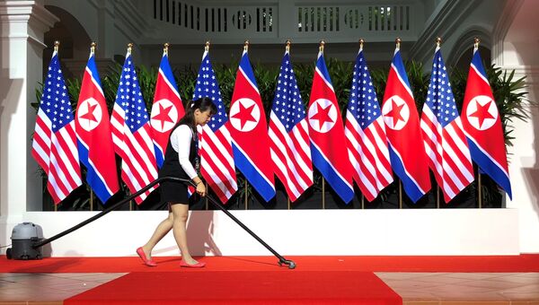 Подготовка к встрече президента США Дональда Трампа и лидера КНДР Ким Чен Ына в Сингапуре. 12 июня 2018