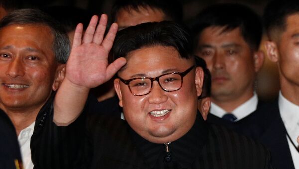 Глава Северной Кореи Ким Чен Ын в отеле Marina Bay Sands в Сингапуре. 11 июня 2018