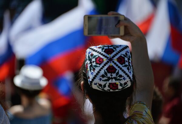 Во время празднования Дня России в Симферополе. 12 июня 2018