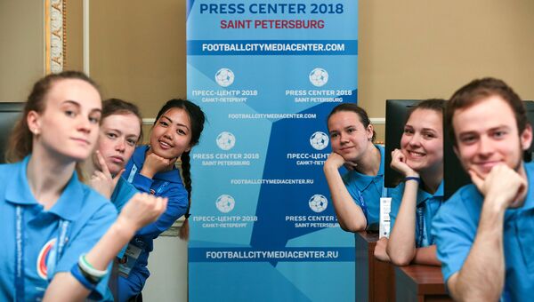 В городских пресс-центрах ЧМ-2018 работают юные медиаволонтеры