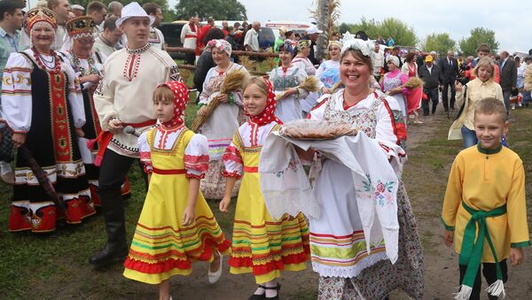 Участники фестиваля Я - русский крестьянин в Белгородской области