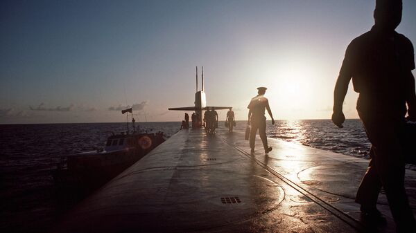 Члены экипажа подводной лодки ВМС США