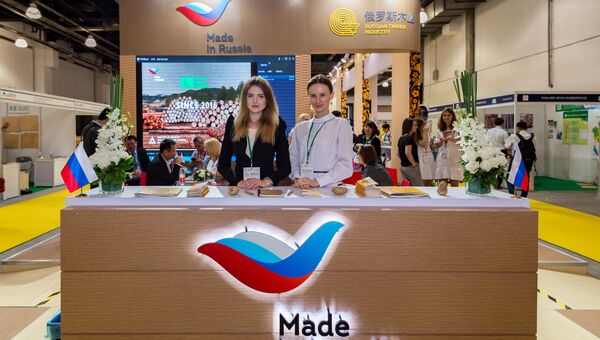 Российский ЛПК представил продукцию деревообработки на выставке в Шанхае