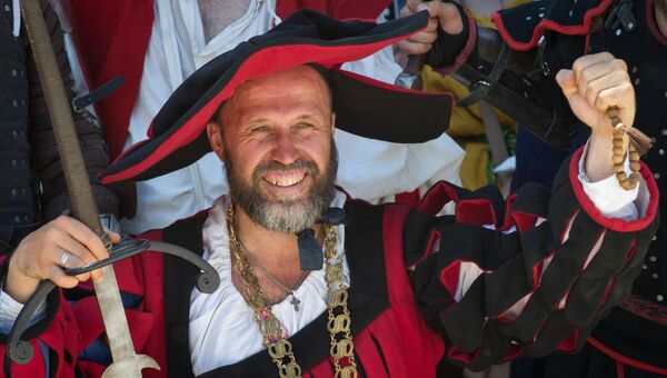 Рыцарский фестиваль Генуэзский шлем в Крыму