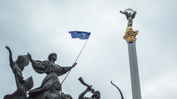 Флаг ЕС на площади Независимости в Киеве. Архивное фото