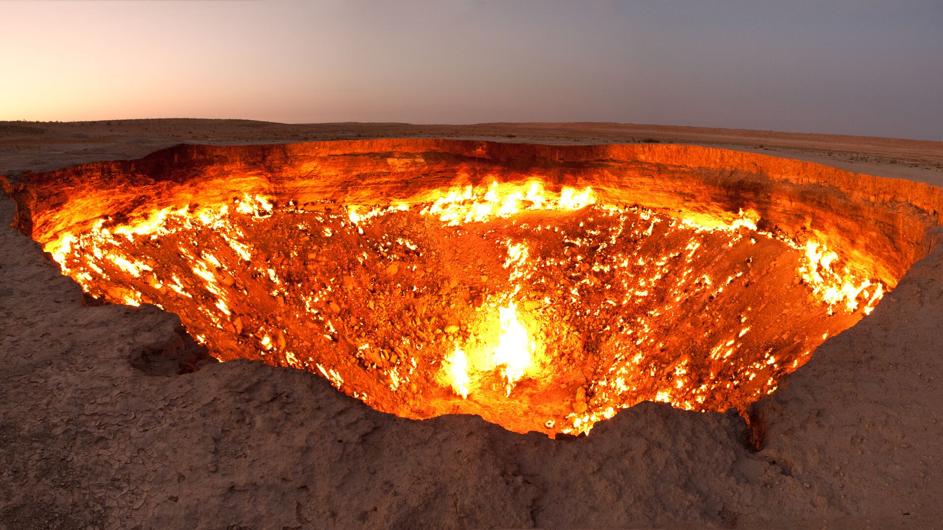 Газовый кратер Дарваза в Туркменистане - РИА Новости, 1920, 07.09.2020