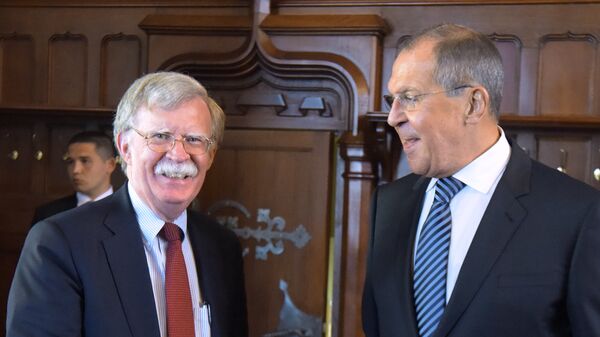 Министр иностранных дел РФ Сергей Лавров и бывший советник президента США по национальной безопасности Джон Болтон