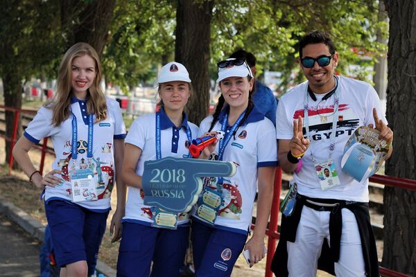 Добровольцы смогли побеседовать с олимпийскими чемпионками Добровольцы смогли побеседовать с олимпийскими чемпионками