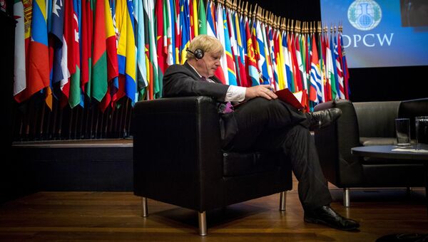 Министр иностранных дел Великобритании Борис Джонсон на внеочередном заседании ОЗХО, инициированном британской стороной