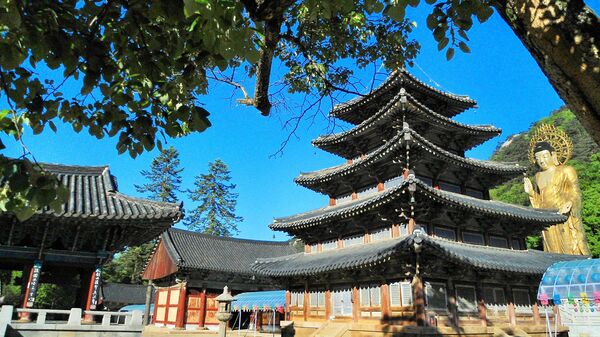 Буддийский горный монастырь Beopjusa в Южной Корее