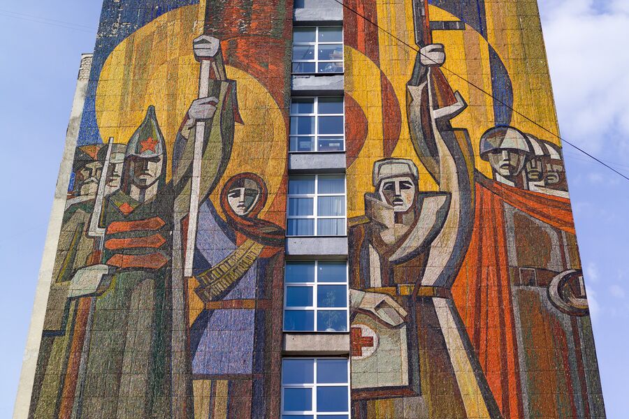 Мозаика на здании города Иваново