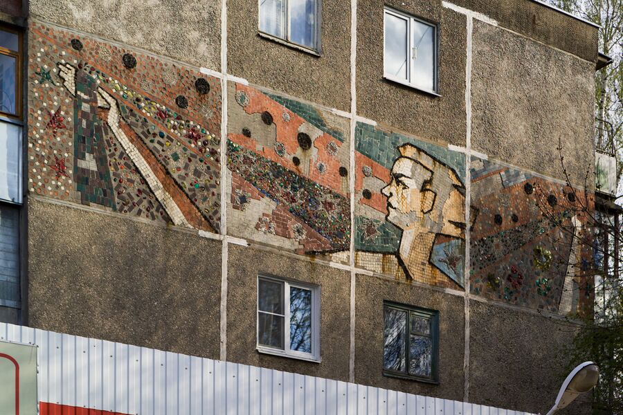 Мозаика на здании города Иваново