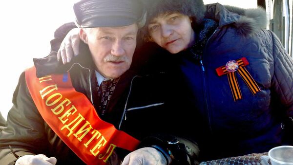 Владимир Николенко с дочерью Людмилой. Архивное фото