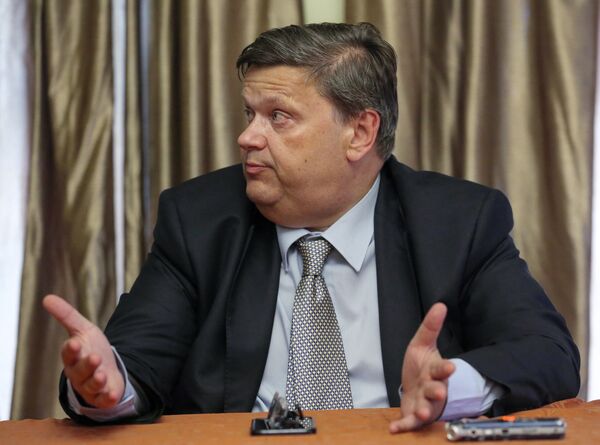 Президент и совладелец туроператора Натали Турс Владимир Воробьев во время пресс-конференции Президент и совладелец туроператора Натали Турс Владимир Воробьев во время пресс-конференции