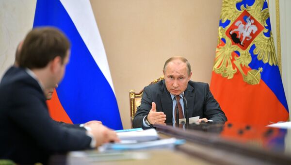 Президент РФ Владимир Путин проводит совещание по экономическим вопросам. 5 июля 2018