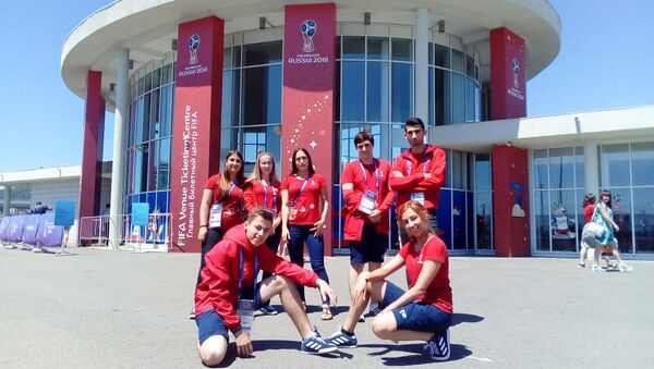 Городских волонтеров ЧМ-2018 можно встретить в Сочи на инфостойках, Фестивале болельщиков ФИФА и Олимпийском парке