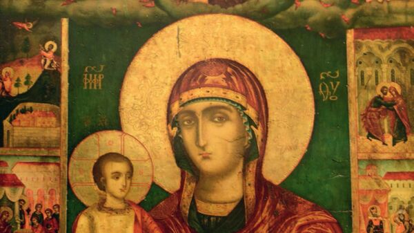 Икона Божией Матери Троеручица. Архивное фото