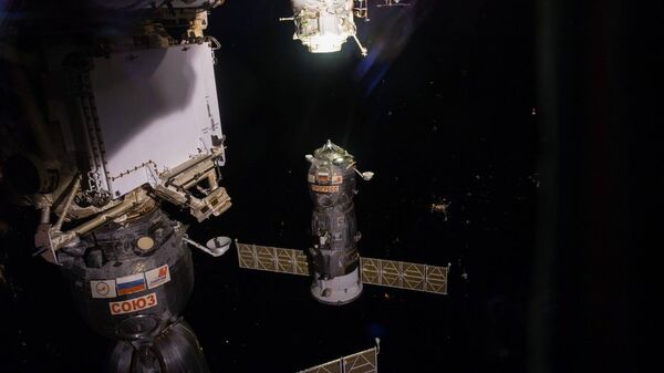 Грузовой корабль Прогресс МС-09 успешно пристыковался к Международной космической станции. 10 июля 2018 года