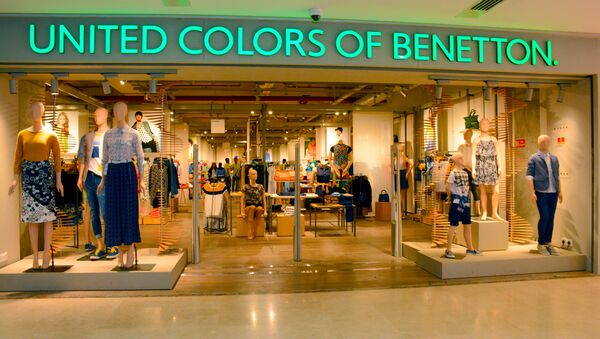 Витрина магазина Benetton. Архивное фото