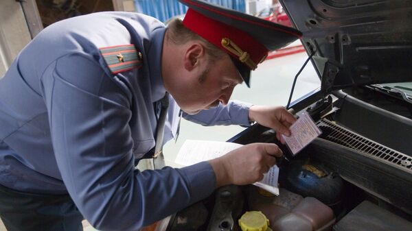 Работа пункта технического осмотра автомобилей в Москве