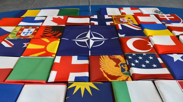 Флаги саммита стран-участниц НАТО в Брюсселе