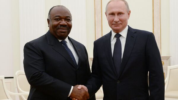 Президент России Владимир Путин и президент Габона Али бен Бонго Ондимба